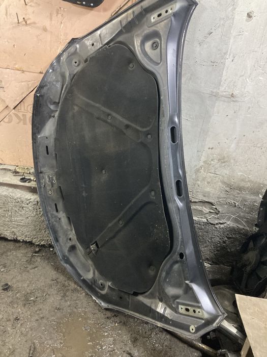 Капот на Passat cc