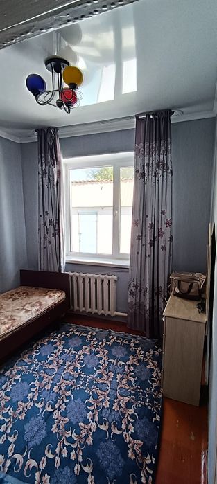 Үй сатылады. Келіп көріңіздер.