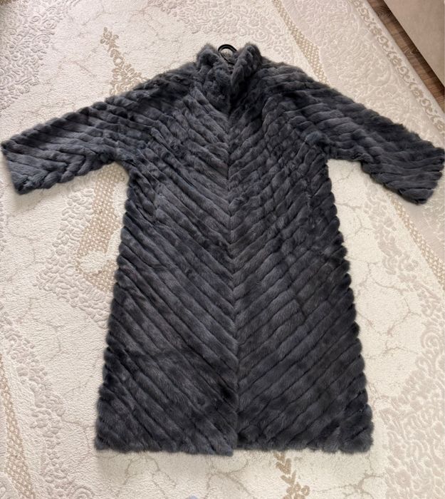 Продам норковую шубу