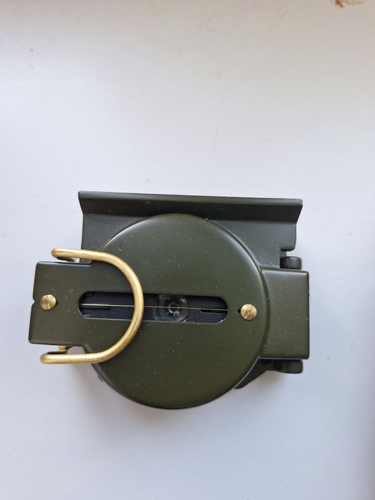 Продам компас походный