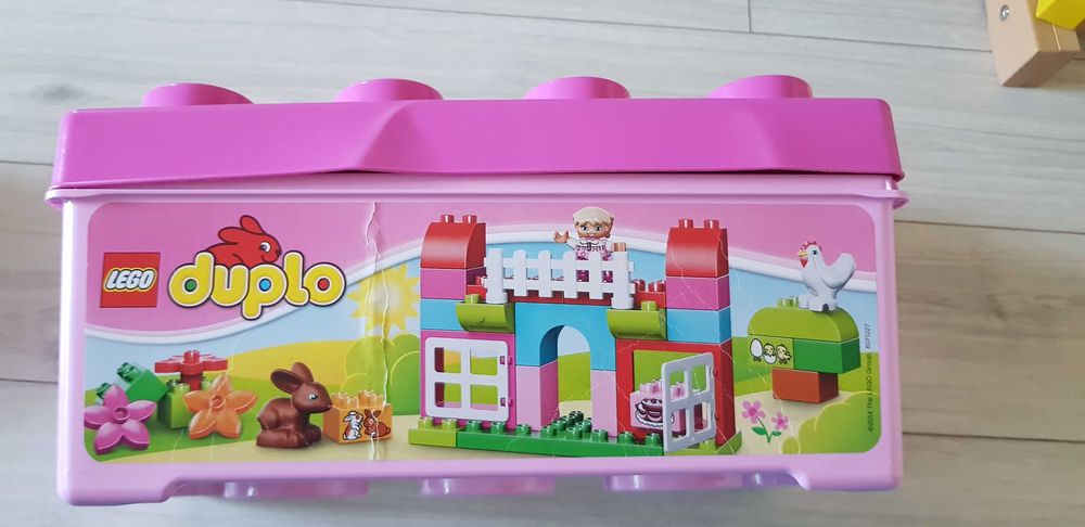 Jucarii si lego duplo.