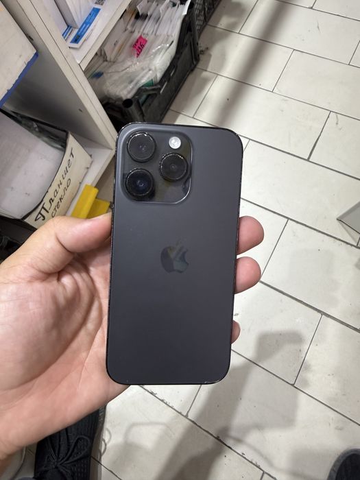 Iphone 14 pro 256гб 98% батарея