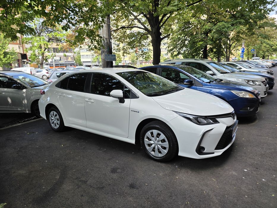 Inchiriez Toyota Corolla pentru Uber,Bolt