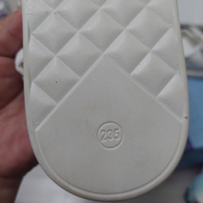 Продаётся обувь с пиндуодо