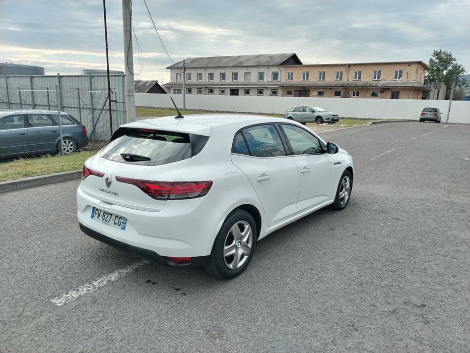 RENAULT Megane 2020 — imagine 2