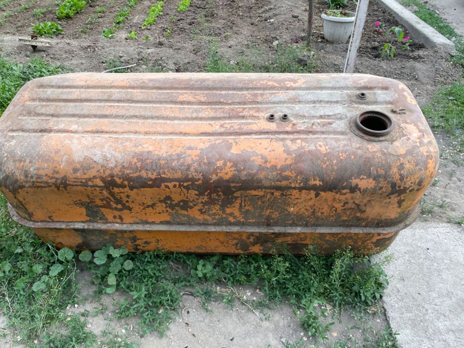 Бак топливный 250литров