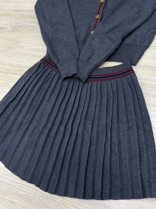 Продам кардиган с юбкой