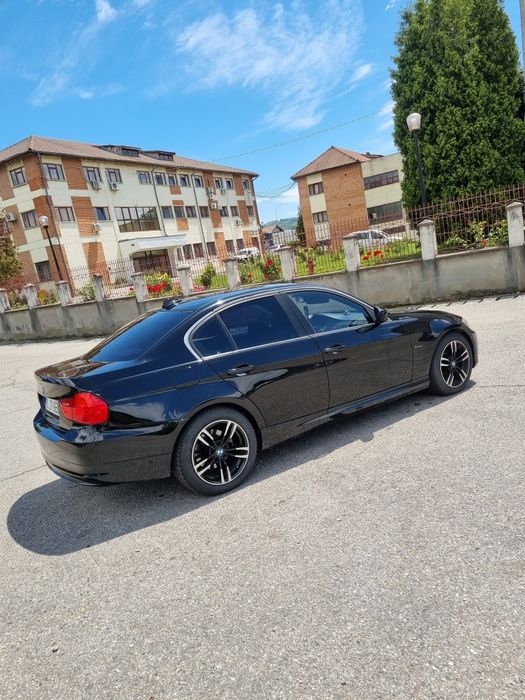 Bmw seria 3 e90 facelift