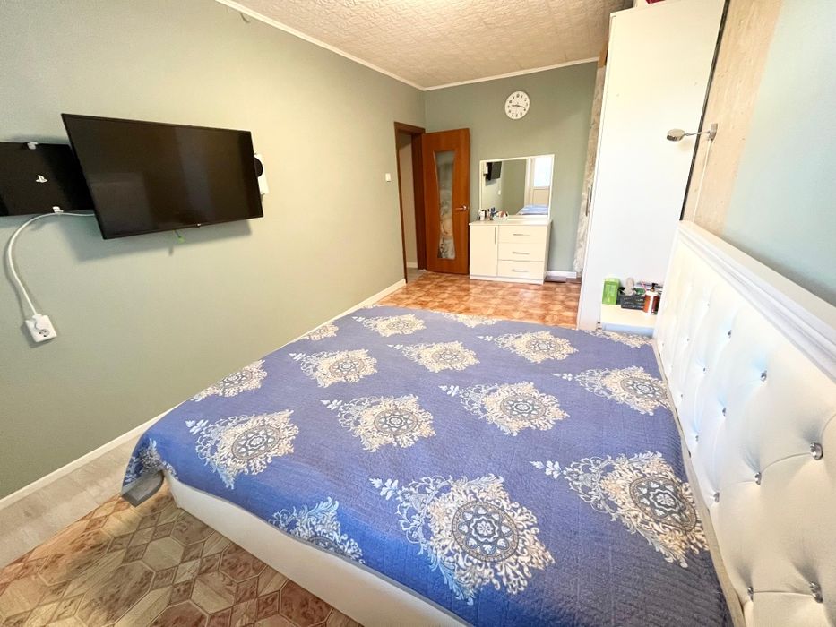 Продам 2x комнатную квартиру