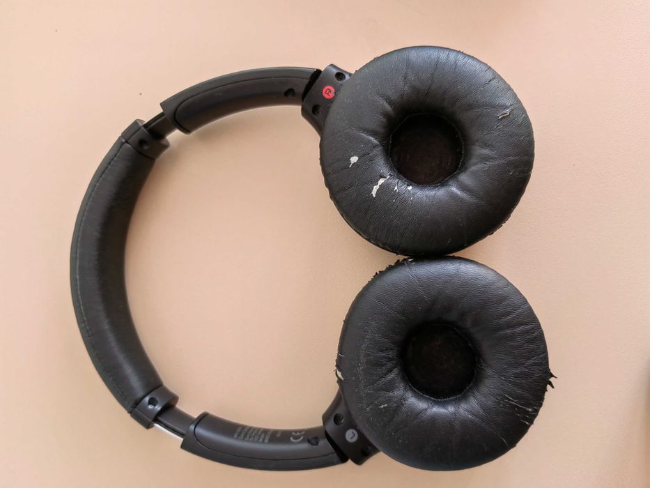 Casti Bluetooth de calitate Sony, Bose - pret separat in descriere