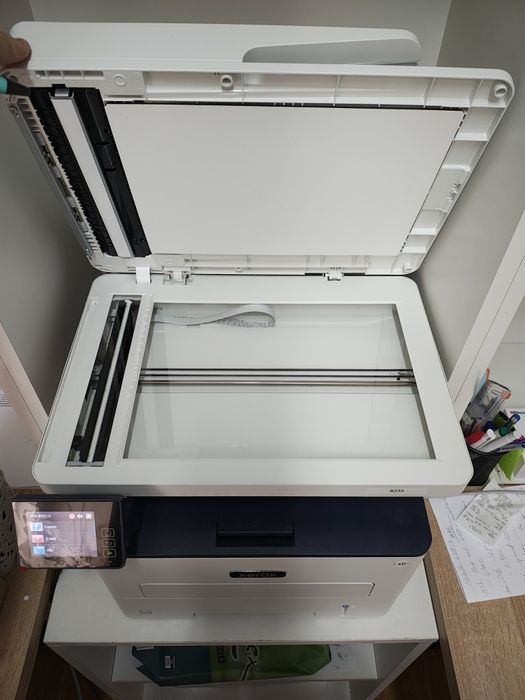 Vand imprimanta Xerox wifi  model B235