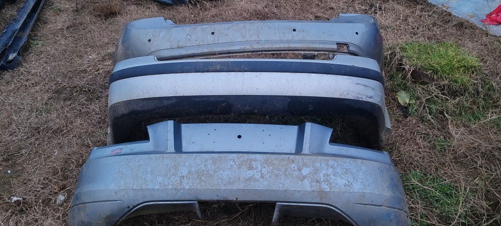 Lot bara fata bara spate mercedes bmw renault logan auris passat polo