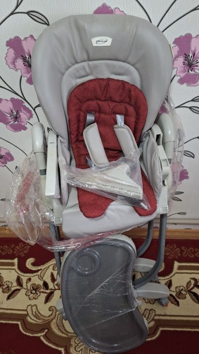 Стол для кормления