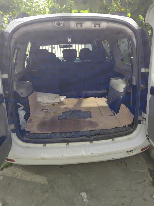 DACIA Logan MCV 2010 — imagine 5