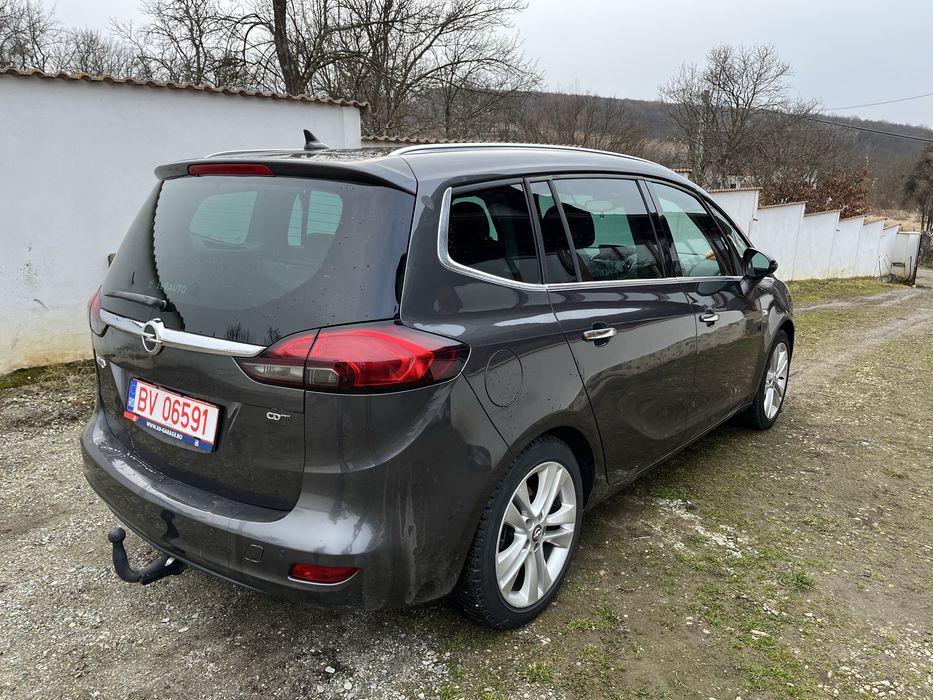 Opel Zafira Tourer 2011 2.0 CDTI