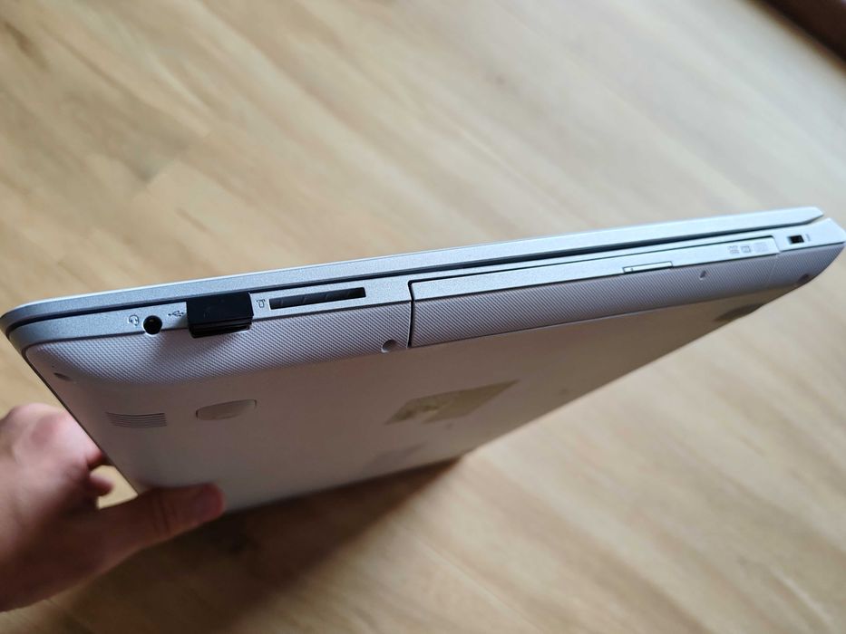 Vand Laptop Lenovo 15.6" Z51-70, Core i7, 8Gb Ram, 1Tb hard, WHITE