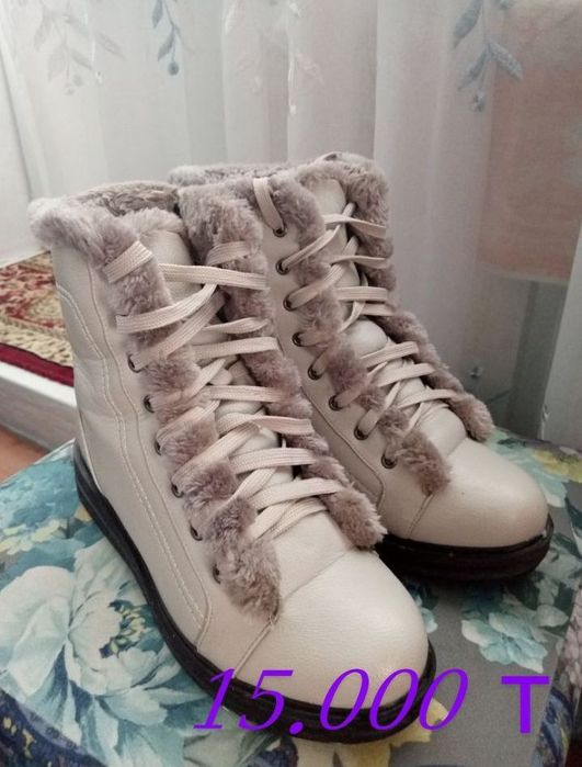 Дешовая женская обувь