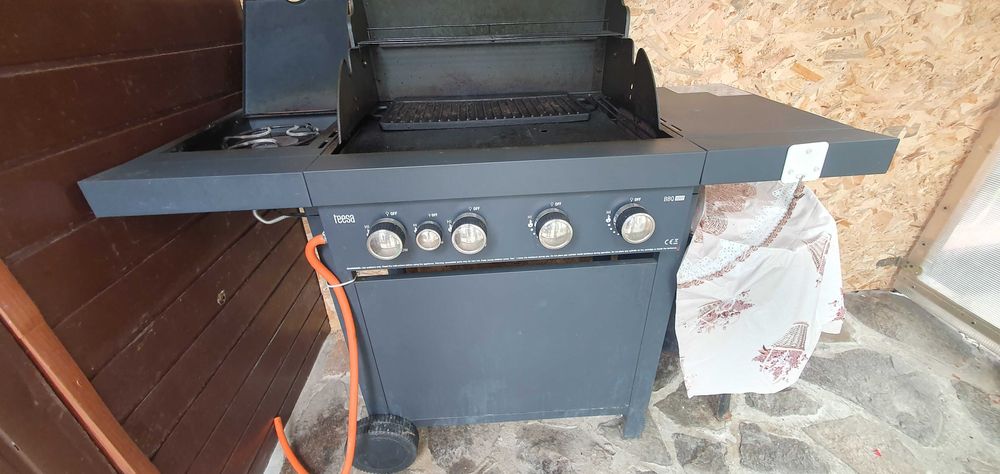 Grătar pe gaz Teesa BBQ 5007 MASTER - 5 arzătoare