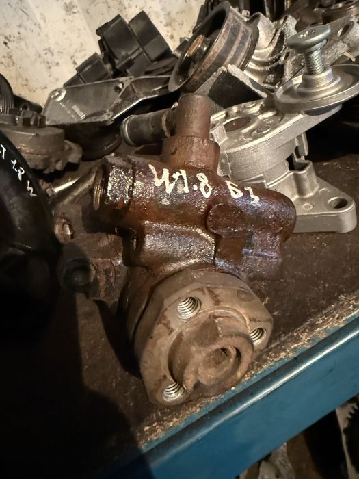 Гур насос пассат б3 1.8