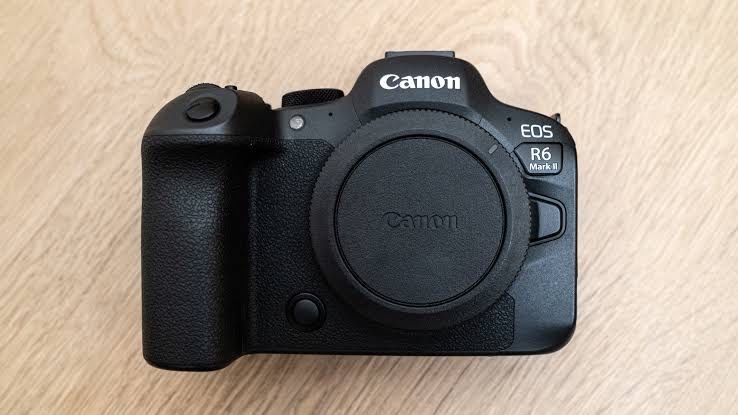 Canon EOS R6 Mark II