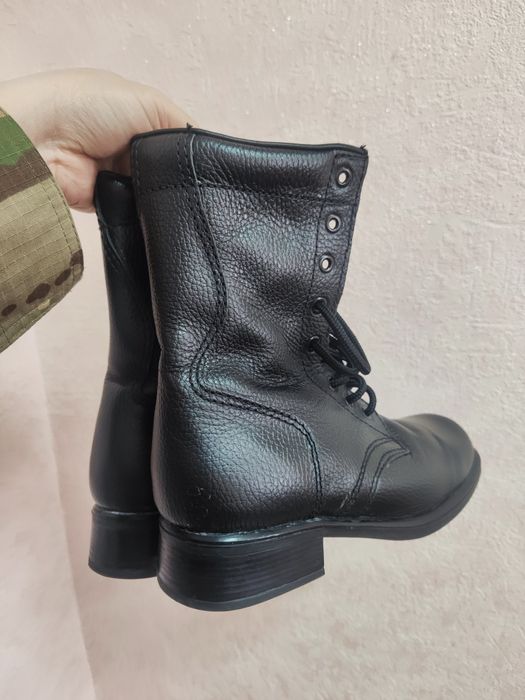 Продам берцы новые