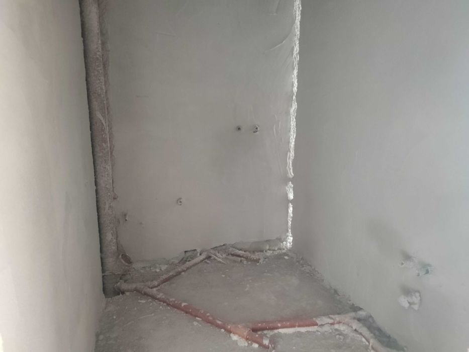 Продава се Двустаен апартамент в Търговище, Боровец - 77 кв.м за 948 €/кв.м - Снимка #2