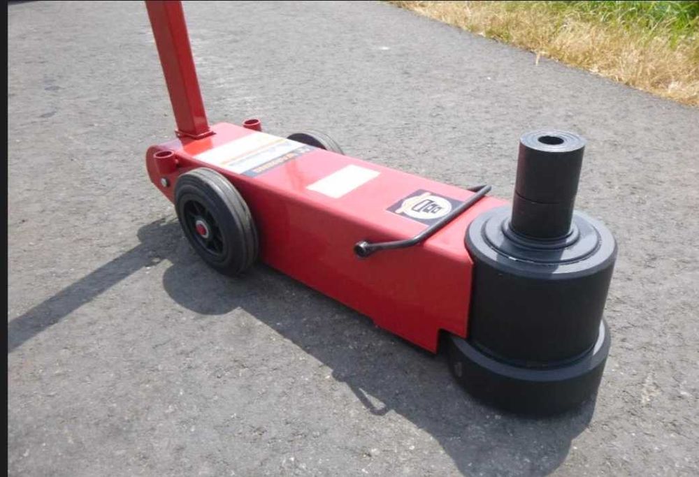 Cric Tip Crocodil  Pneumatic 80T Big Red Jack