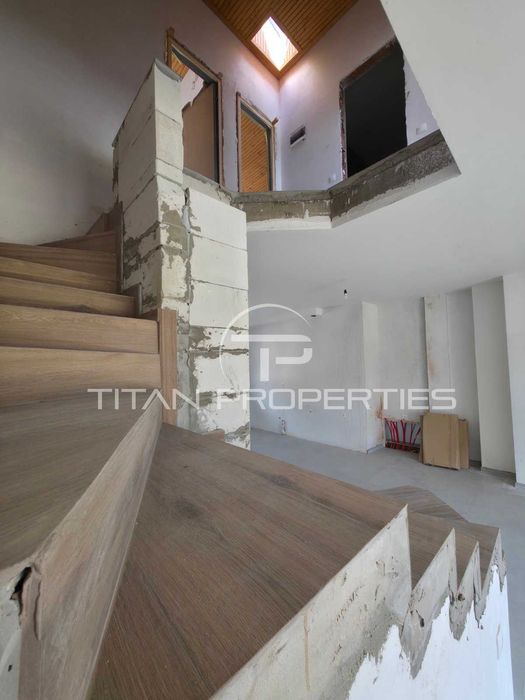 Продава се Къща в Велинград - 210 кв.м за 726 €/кв.м - Снимка #12