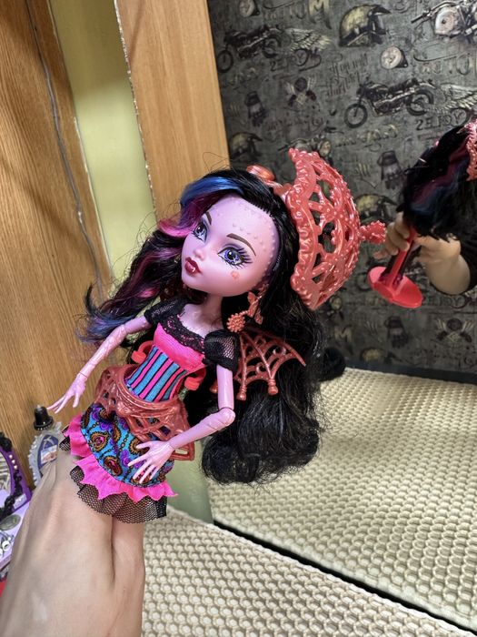 Продам куклу монстр хай!