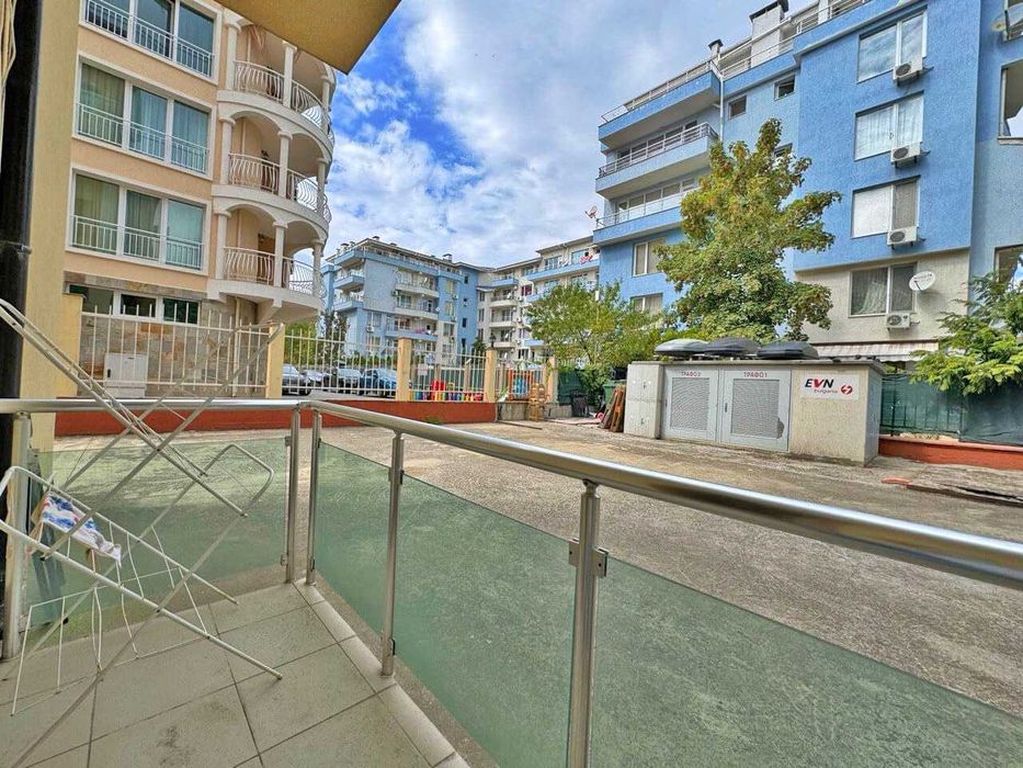 Продава се Двустаен апартамент в к.к. Слънчев бряг - 61 кв.м за 950 €/кв.м - Снимка #7