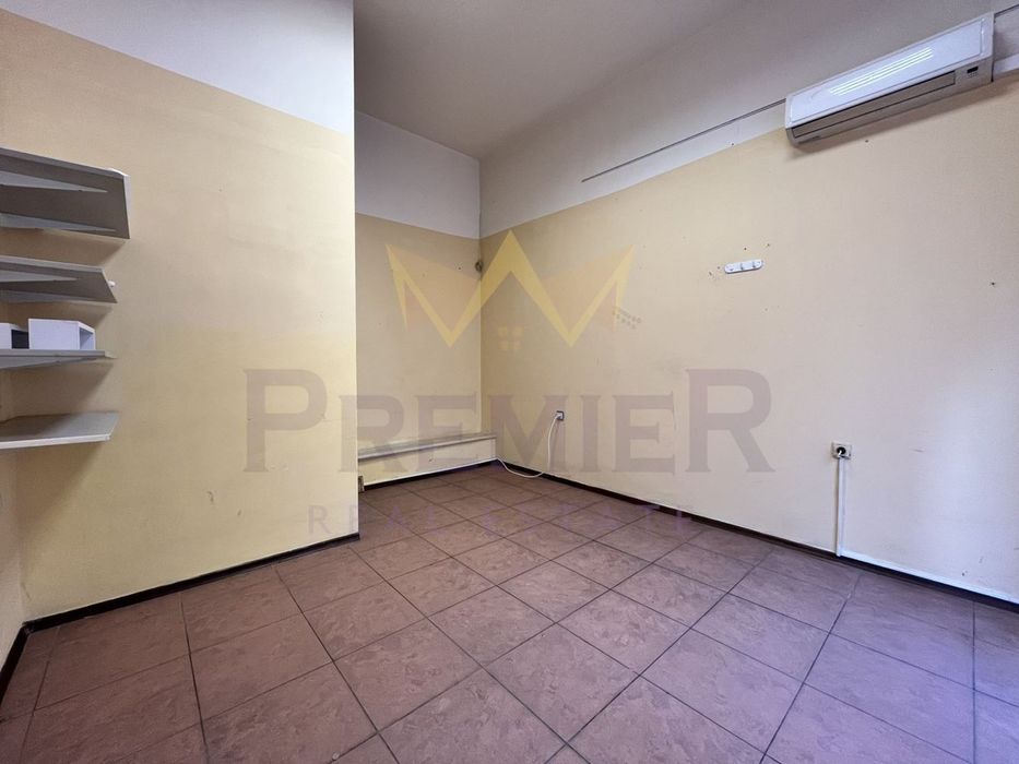 Дава се под наем Офис в Варна, Операта - 20 кв.м за 229.5 € - Снимка #2