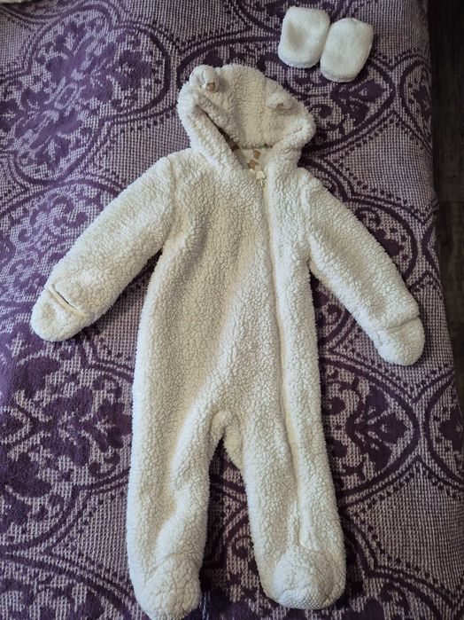 Бебешки космонафт 12- 18 м. Primark Англия