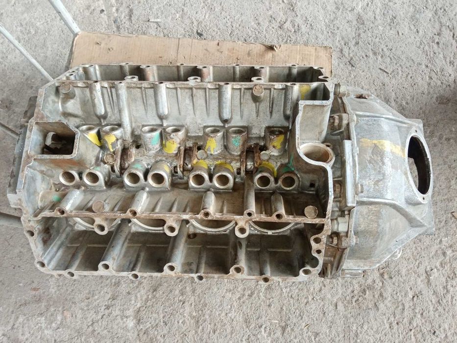 Продавам глава моторна газ 53
