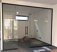 Стекло двери окна перила