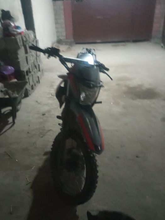 Породаётся мотоцыкл