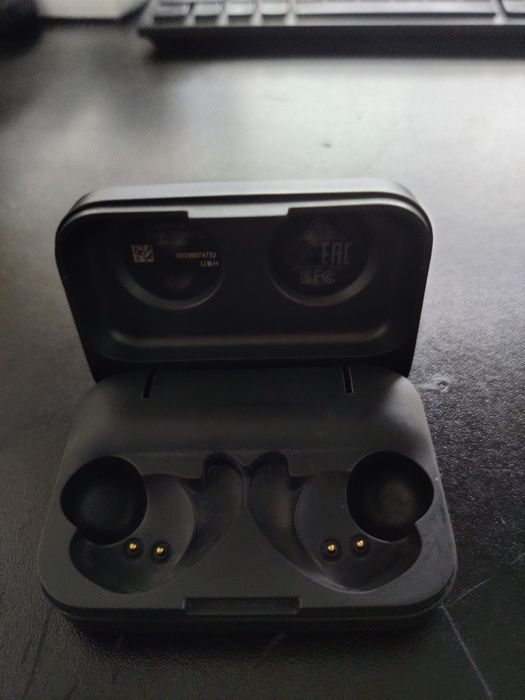 Cutie căști Jabra încărcător