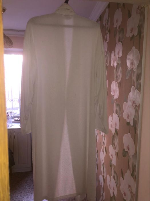 Махровый халат белый