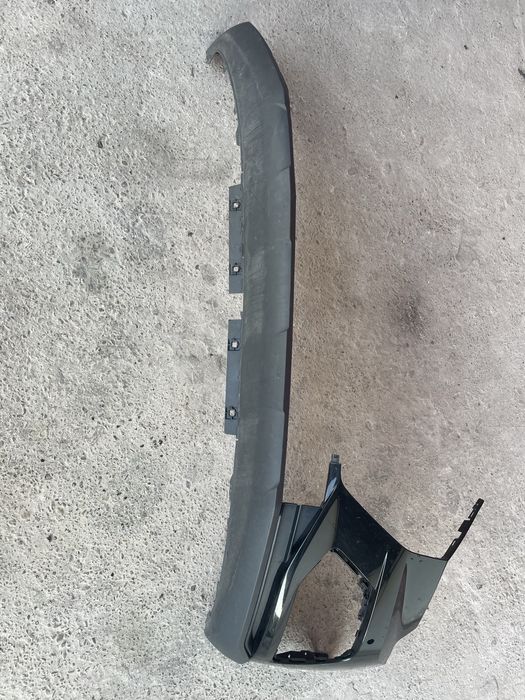 Лява част на броня и спойлер Audi Q3 2019