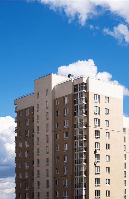 Kvartira sotiladi srochno