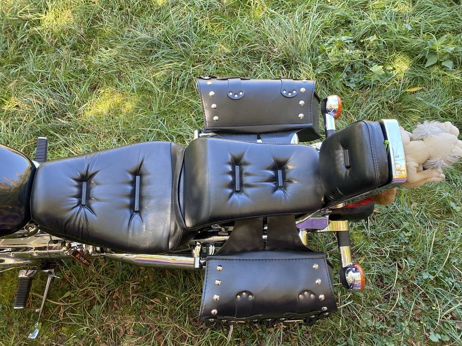 Suzuki Intruder (A2)