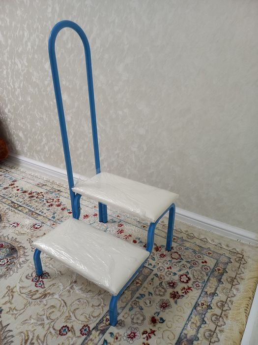 Продам лестницу для ванны