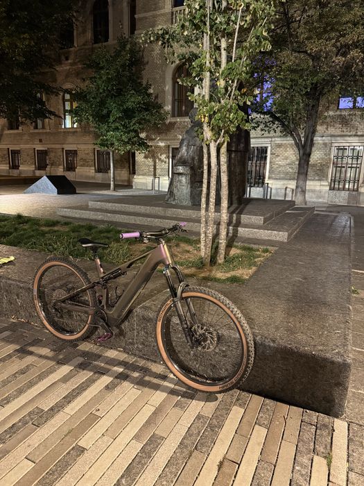 Cube Stereo Hybrid One 44 Hpc Slx 800 XL