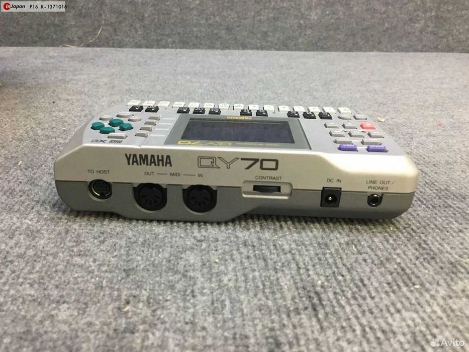 Yamaha QY70 как новый