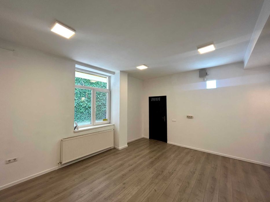 Spațiu birou renovat | Centru | Parter | Parcare inclusă | Str. Decebal, Cluj-Napoca