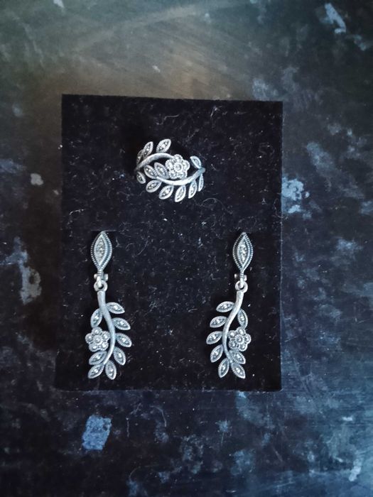 Продам цепочку серебро 925