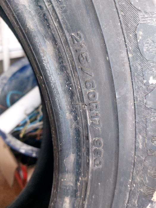 Шины зимние комплект