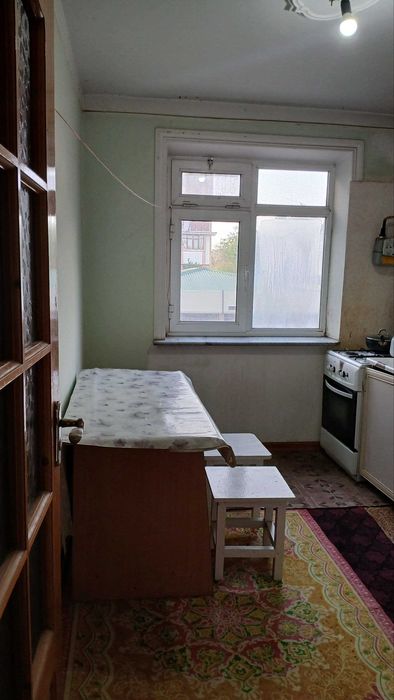 2 хоналлик квартира 2 кават ижарага берилади, централный аптека