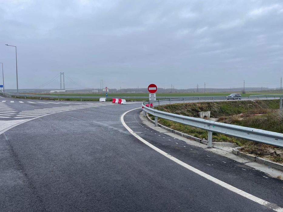 Vand Teren Extravilan - Deschidere Pod Peste Dunare