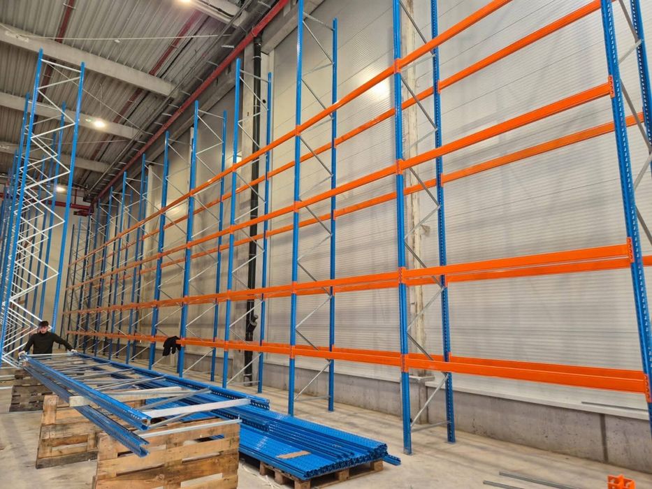 Rafturi metalice depozitare marfa