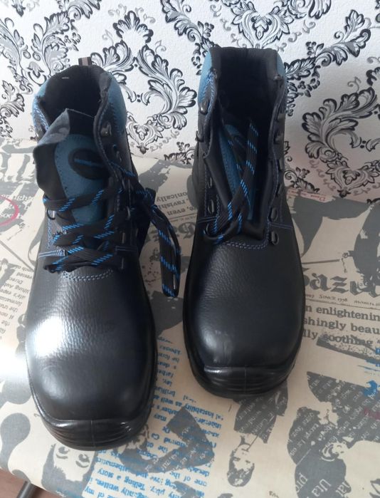 Спец ботинка летная .43размер